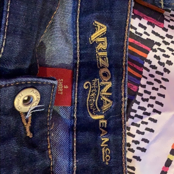 Arizona Blue Jeans! - Picture 3 of 5
